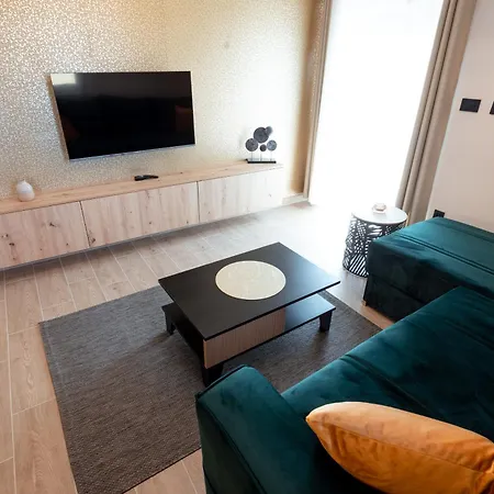 Aparthotel Zlatar