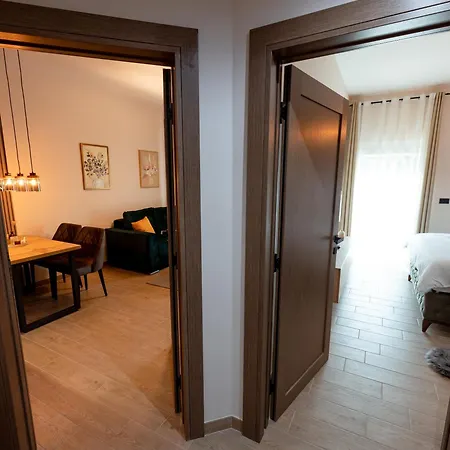 Aparthotel Zlatar