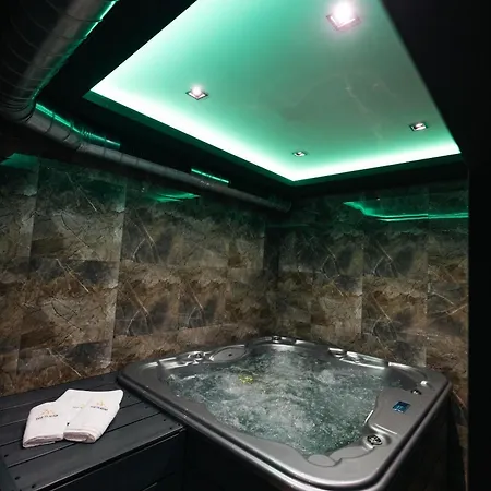 Zlatar Aparthotel 3*