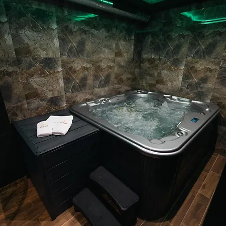 Zlatar Aparthotel 3*