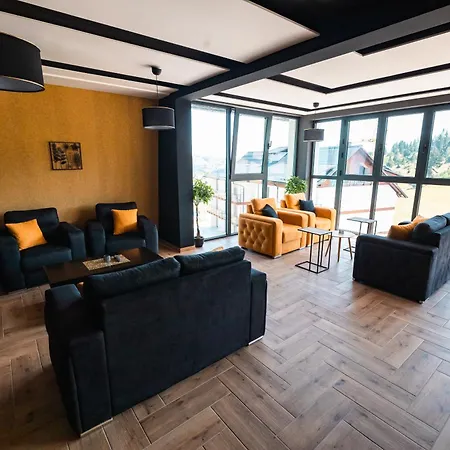 Zlatar Aparthotel 3*